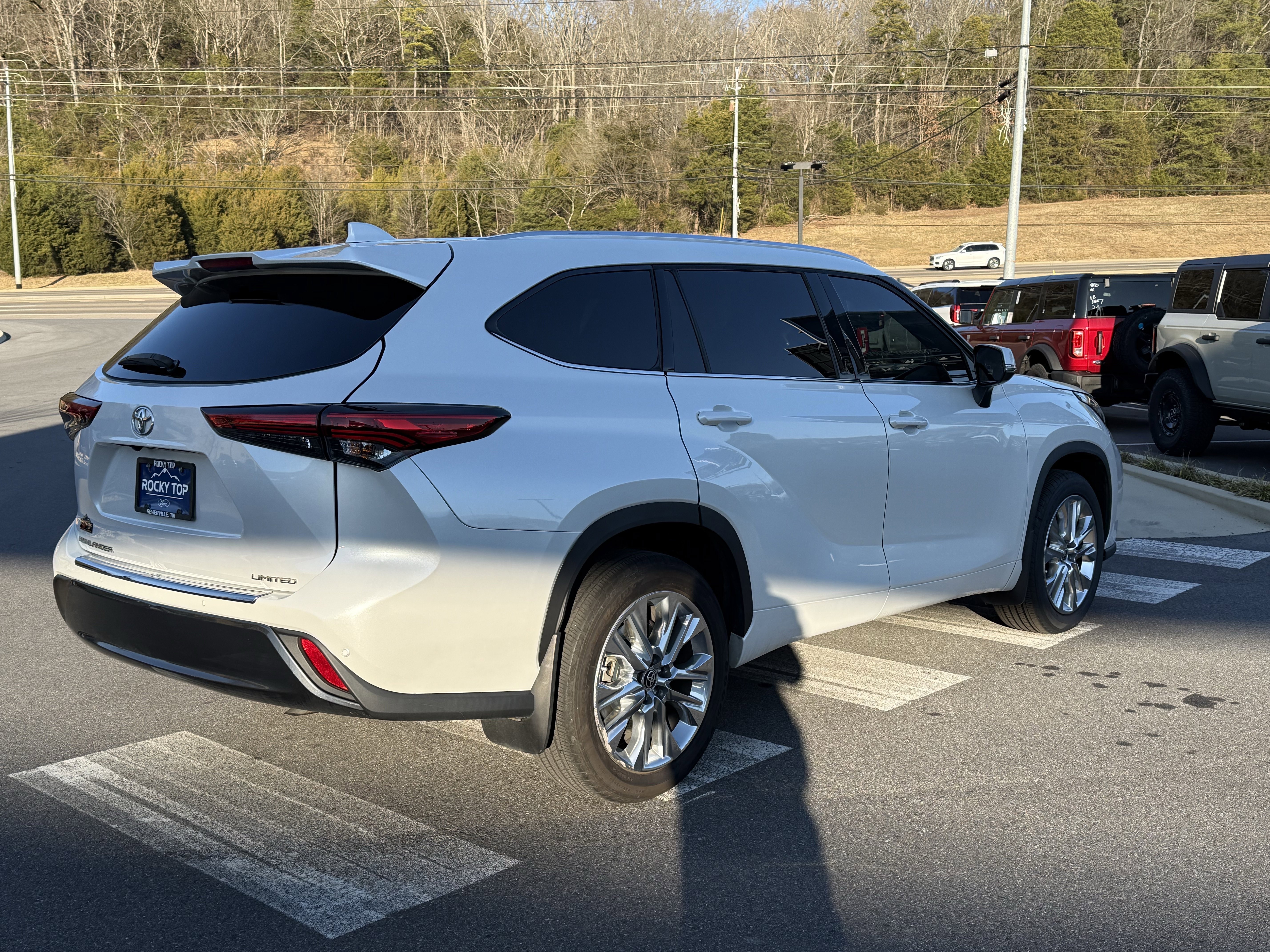 Used 2022 Toyota Highlander Limited image 5
