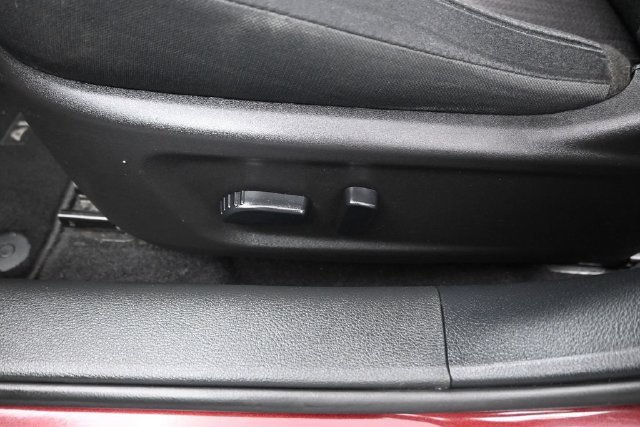Used 2025 Nissan Altima 2.5 SV FWD image 14