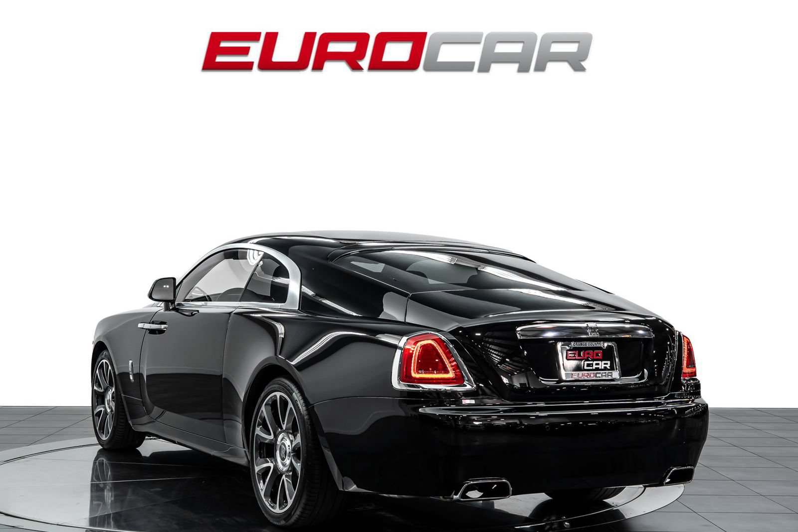 Used 2019 Rolls-Royce Wraith RWD image 3