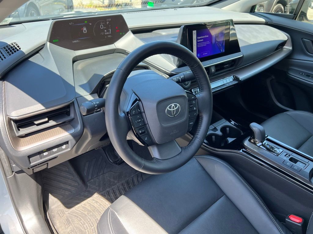 Used 2024 Toyota Prius XLE image 14