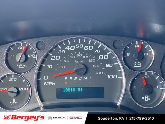 Used 2024 Chevrolet Express 2500 w/ Driver Convenience Package RWD image 13
