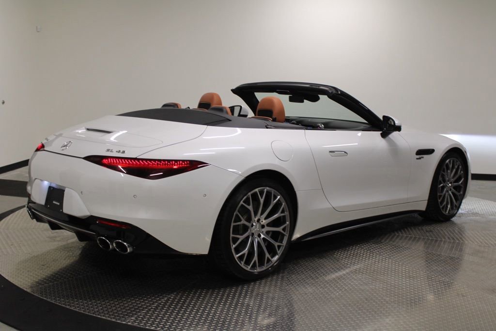 Used 2024 Mercedes-Benz SL 43 AMG image 5
