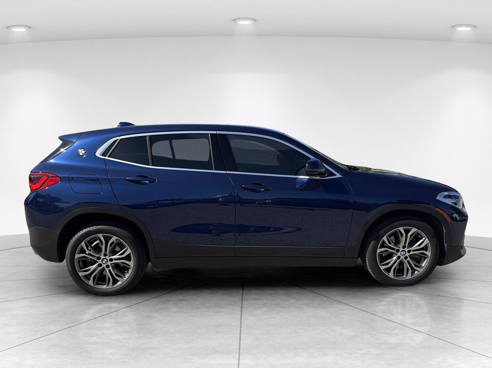 Used 2020 BMW X2 sDrive28i w/ Convenience Package FWD image 3