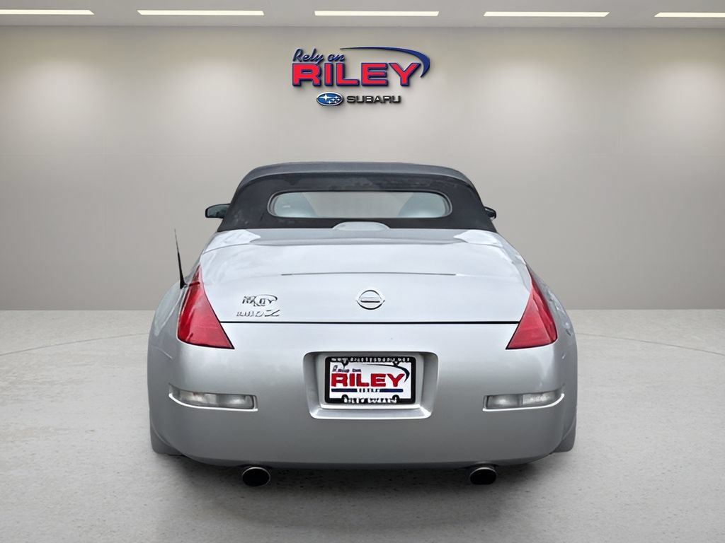 Used 2005 Nissan 350Z Enthusiast RWD image 4