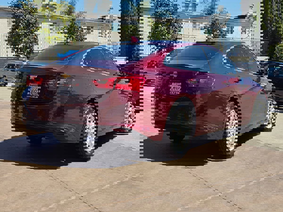 Used 2016 Chevrolet Malibu LT w/ Driver Confidence Package image 12