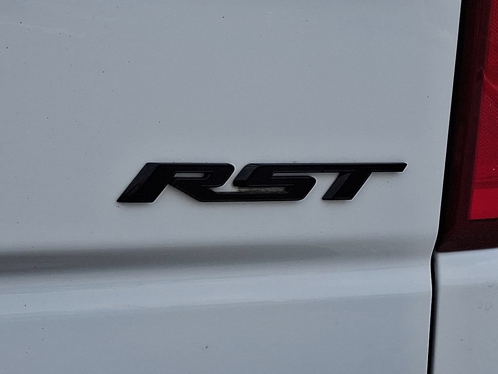 Used 2024 Chevrolet Silverado 1500 RST w/ Redline Edition AWD/4WD image 30
