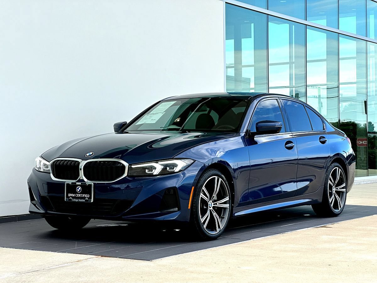 Certified 2023 BMW 330i Sedan w/ Parking Assistance Package RWD image 9