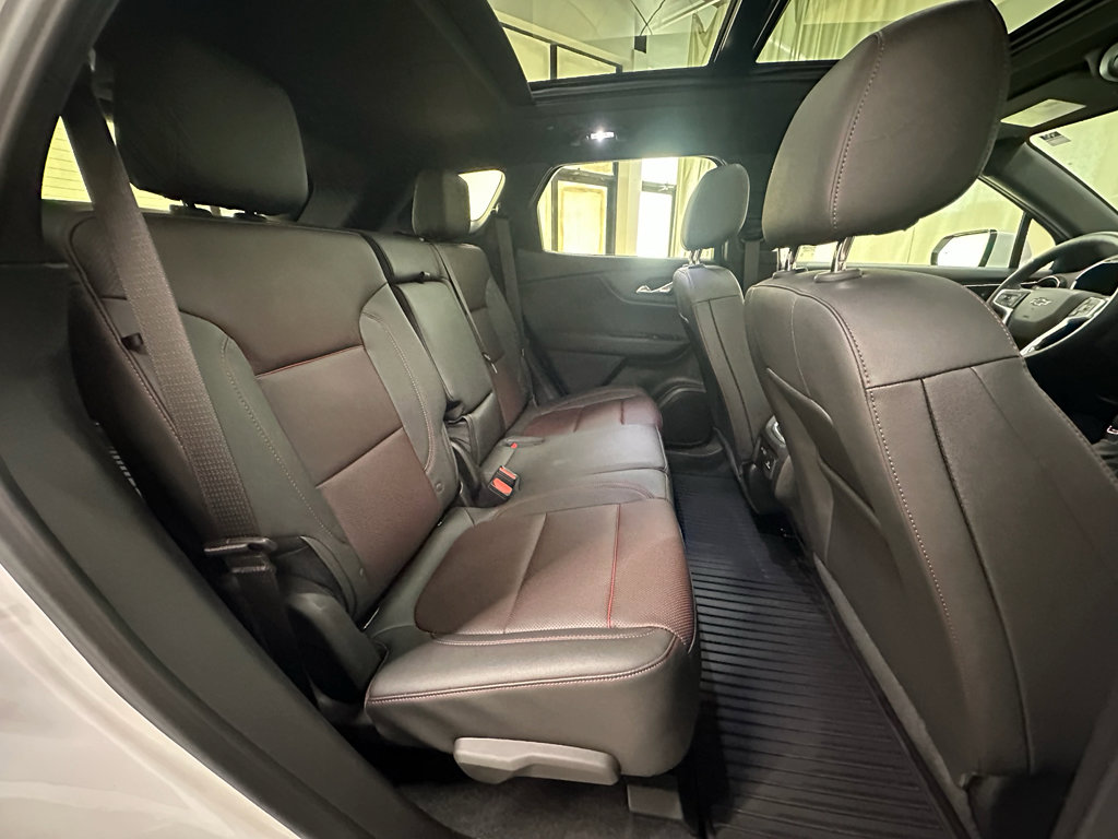 Certified 2025 Chevrolet Blazer RS w/ Enhanced Convenience Package image 20