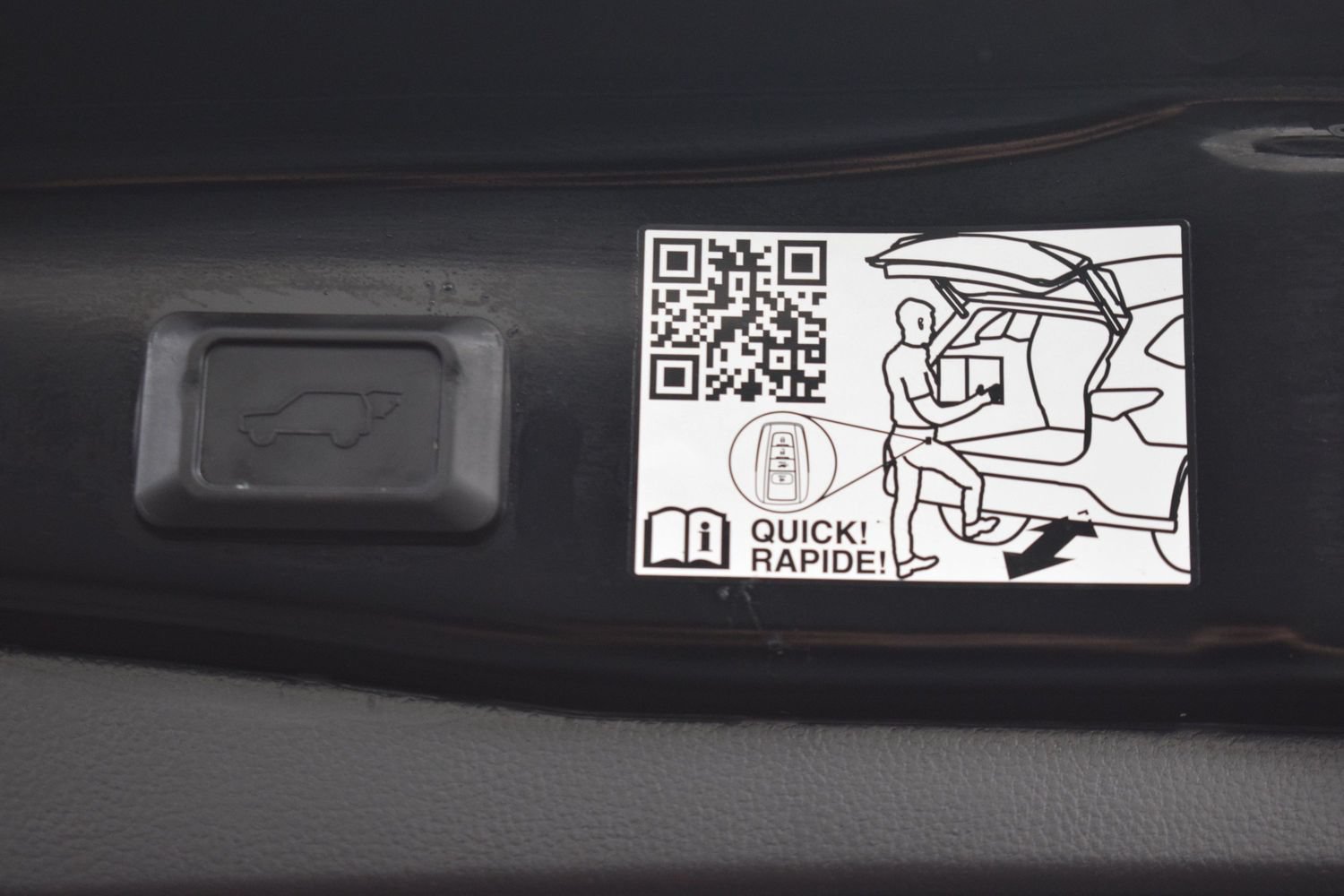 Used 2023 Toyota RAV4 Limited AWD/4WD image 13
