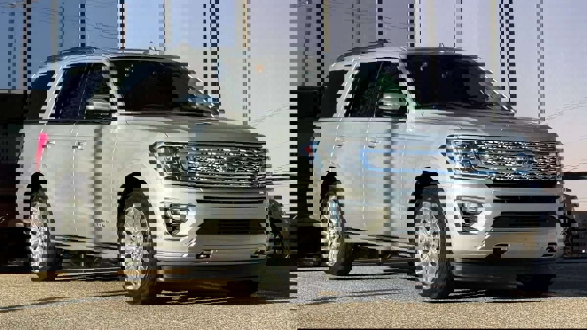 Used 2019 Ford Expedition Platinum image 17