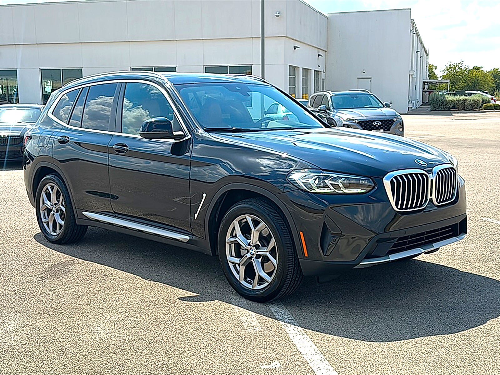 Used 2024 BMW X3 sDrive30i w/ Premium Package RWD image 10