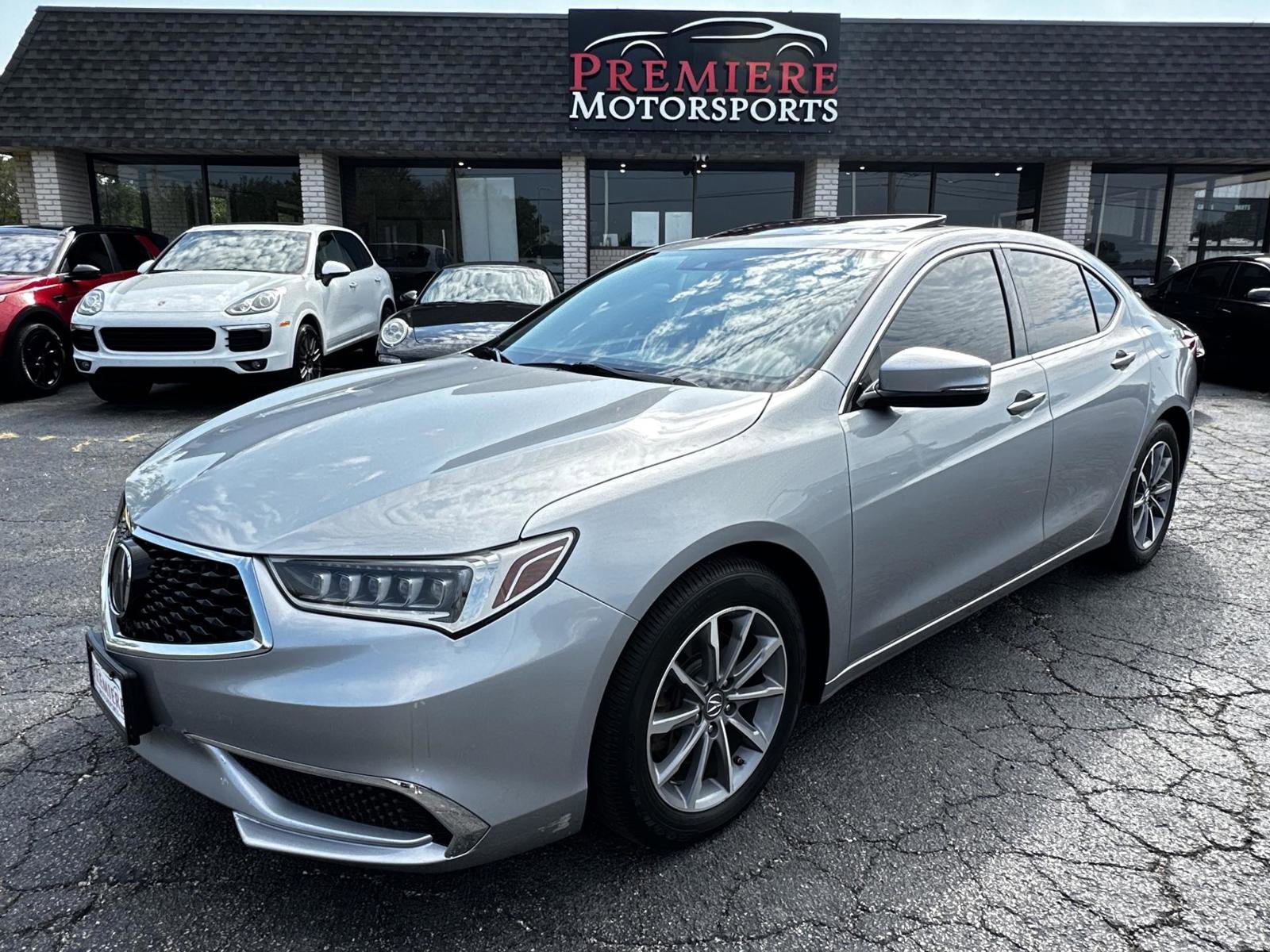 Used 2018 Acura TLX image 1
