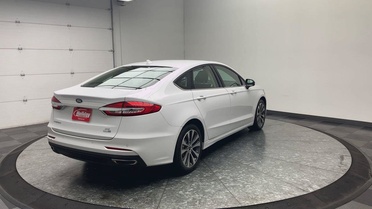 Used 2020 Ford Fusion SE AWD/4WD image 37