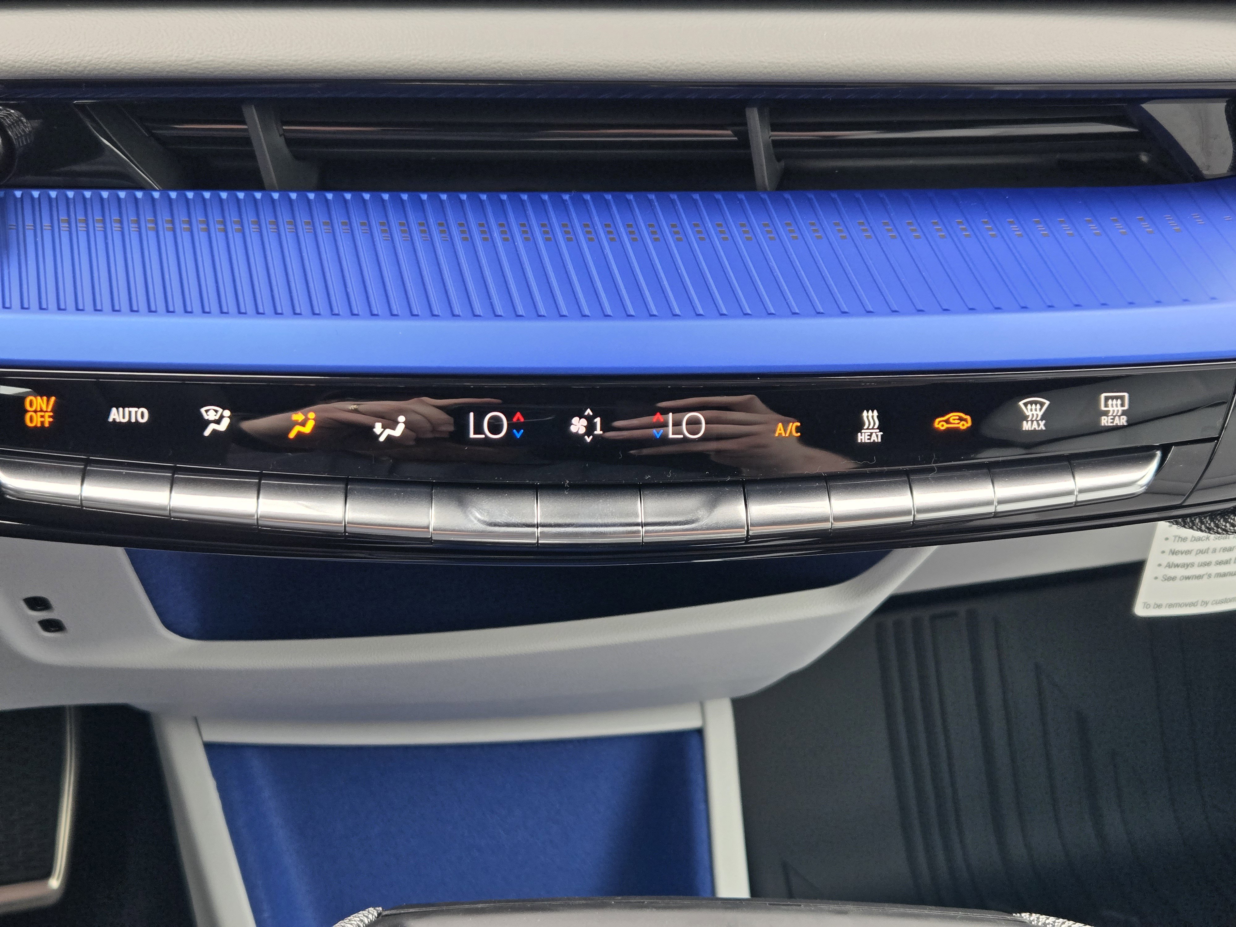 New 2025 Cadillac Optiq Luxury 1 w/ LPO, Floor Liner Package image 12