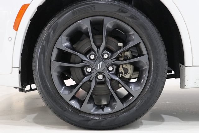 Used 2023 Dodge Durango R/T AWD/4WD image 9