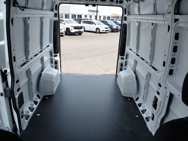 New 2025 RAM ProMaster 2500 w/ Convenience Group image 23