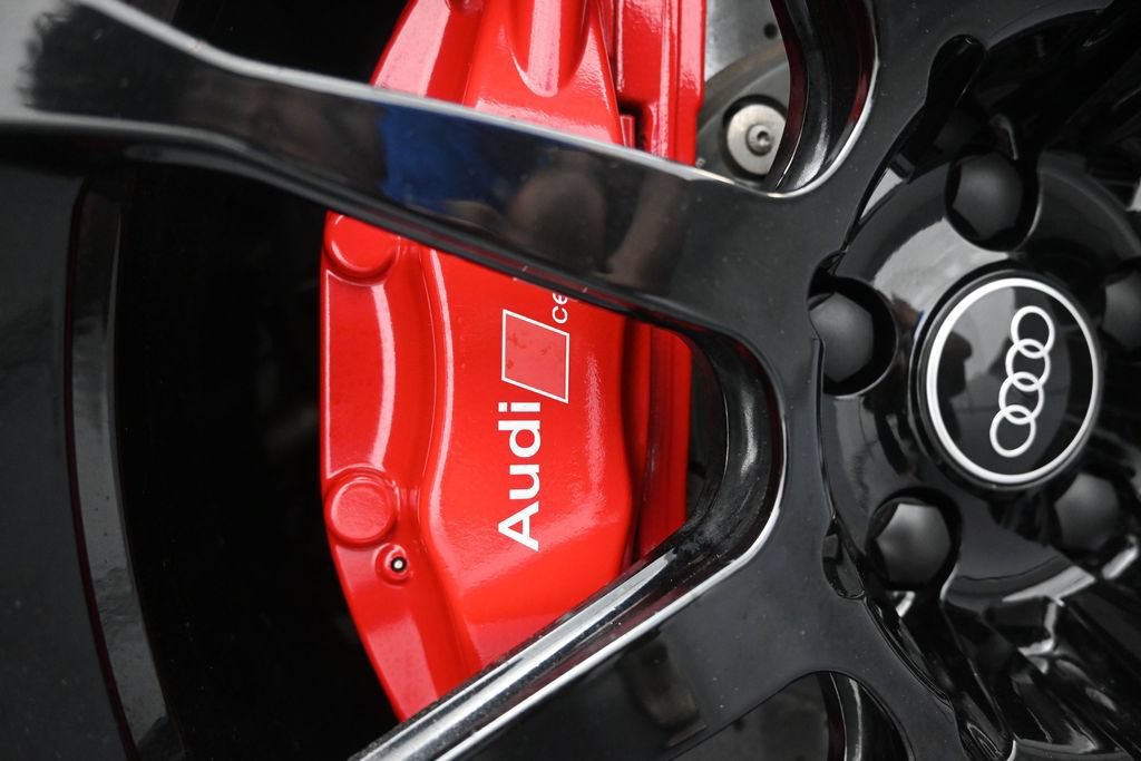 Used 2023 Audi R8 V10 GT RWD image 46