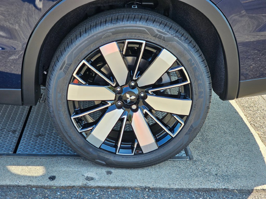 New 2026 Mitsubishi Outlander SE AWD/4WD image 9