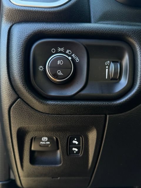 Used 2022 RAM 1500 Lone Star AWD/4WD image 23