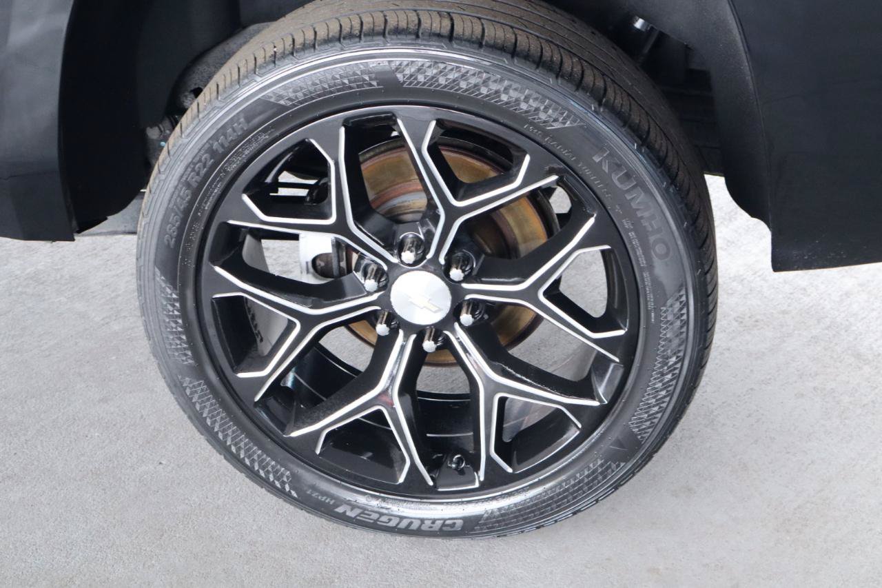 Used 2018 Chevrolet Tahoe LT RWD image 45