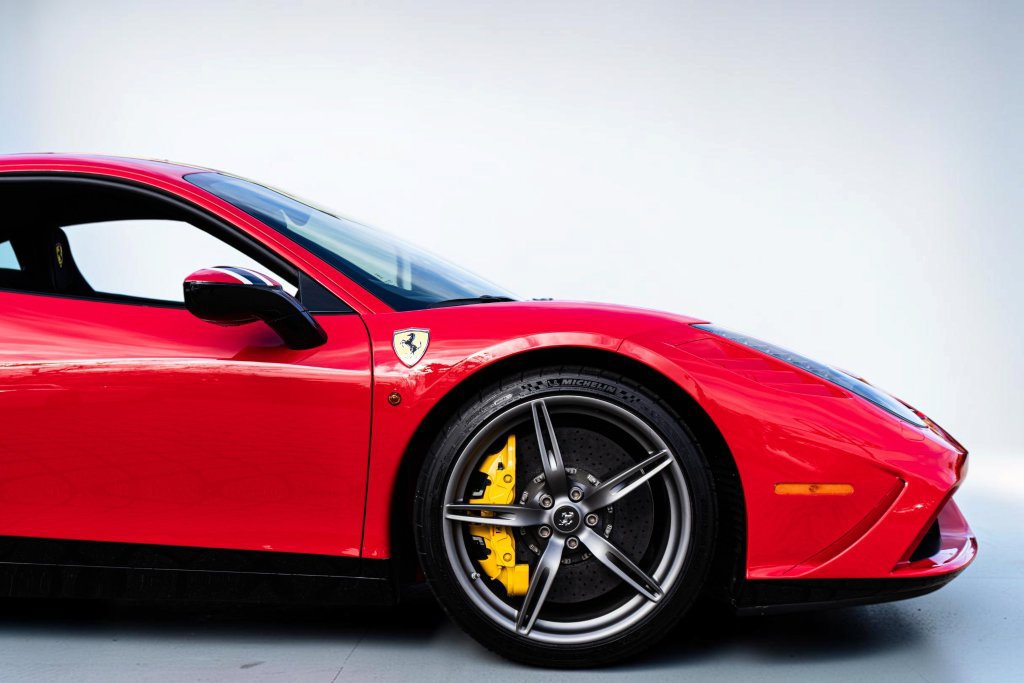 Used 2015 Ferrari 458 Speciale Coupe RWD image 17