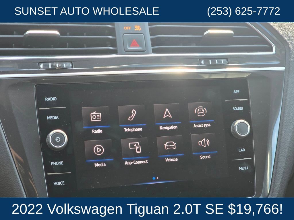 Used 2022 Volkswagen Tiguan SE AWD/4WD image 39