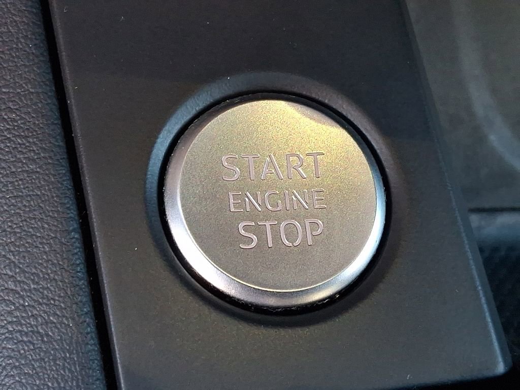 Used 2023 Audi A4 2.0T Premium Plus image 24