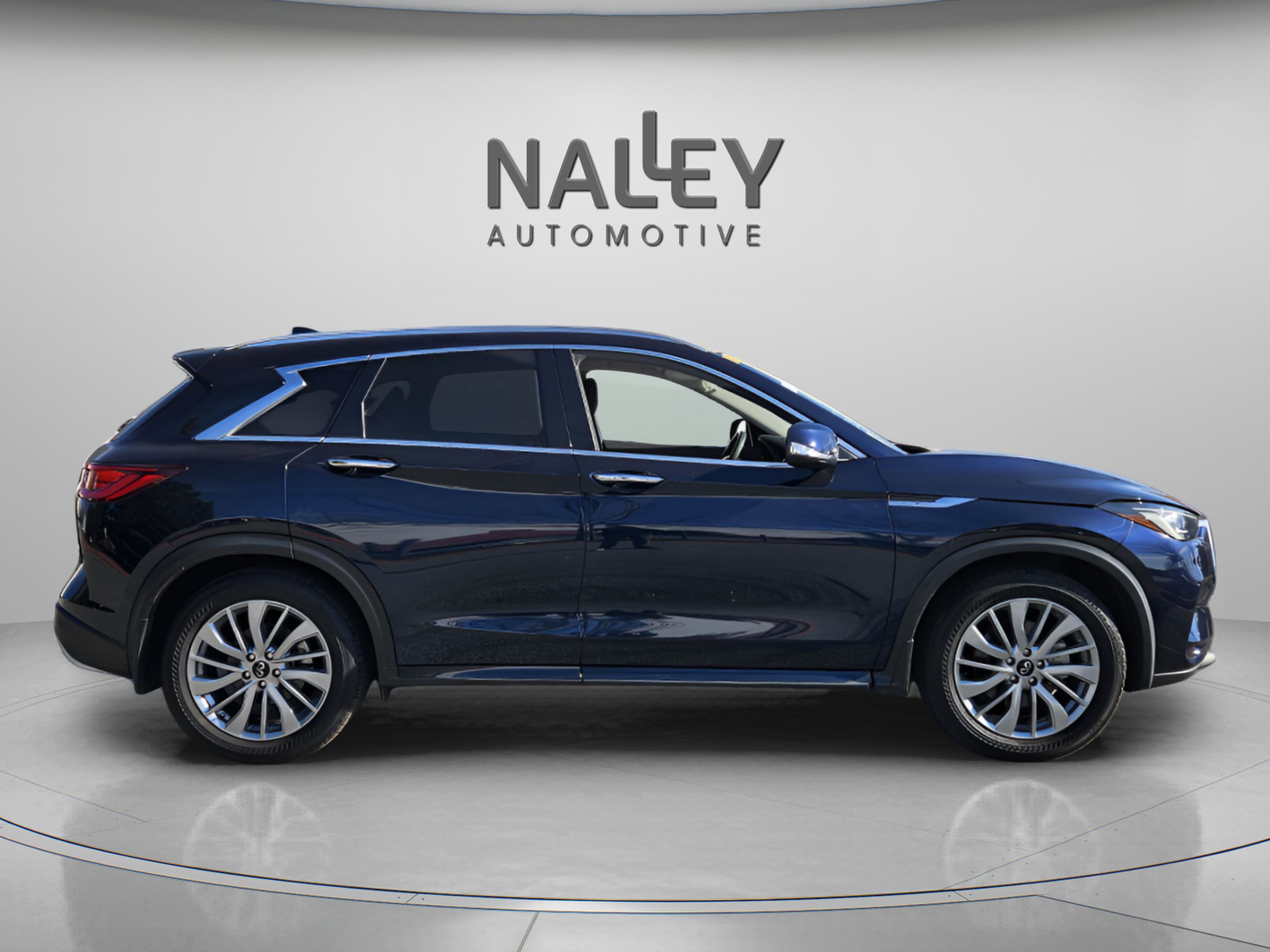 Certified 2023 INFINITI QX50 Luxe image 6