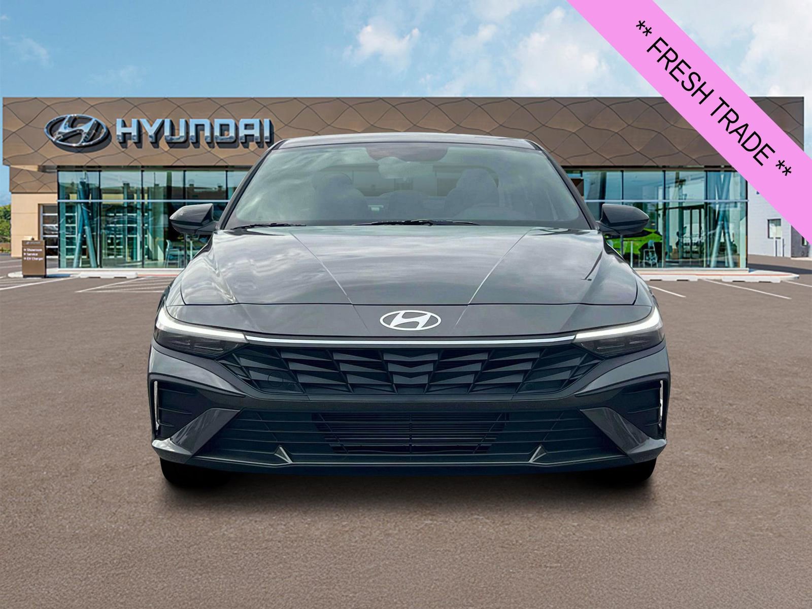 Used 2025 Hyundai Elantra Sport image 14