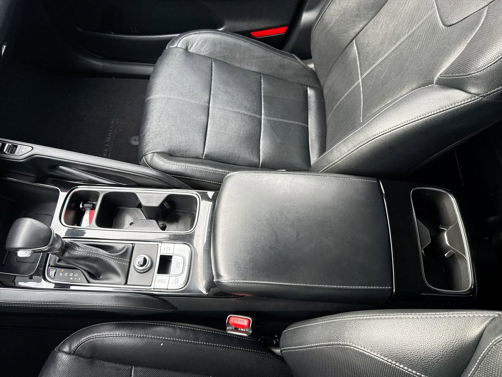 Used 2022 Kia Telluride EX image 22