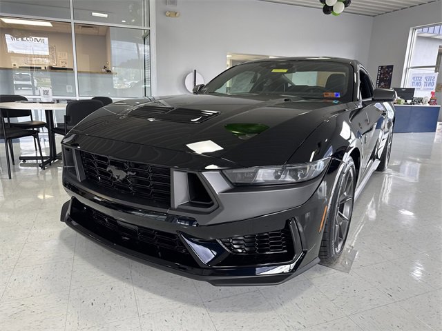 New 2025 Ford Mustang Dark Horse image 10