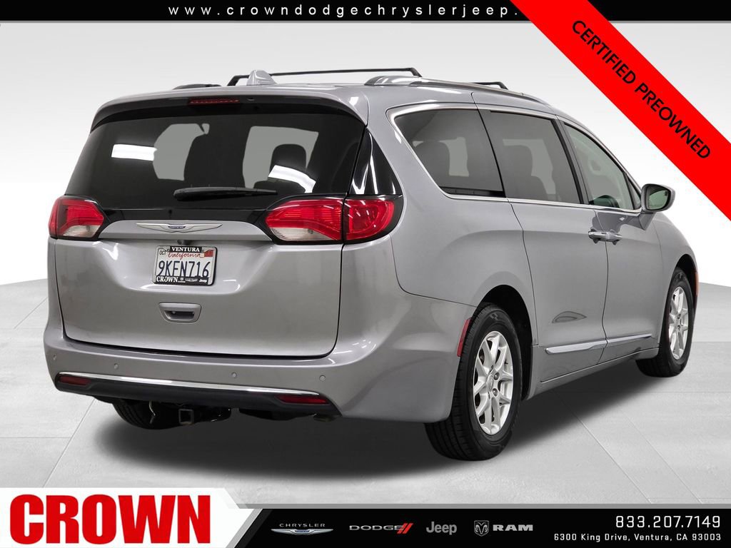 Certified 2020 Chrysler Pacifica Touring-L image 7
