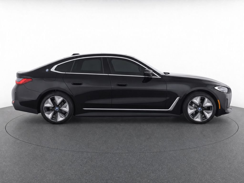 Used 2023 BMW i4 eDrive35 RWD image 29