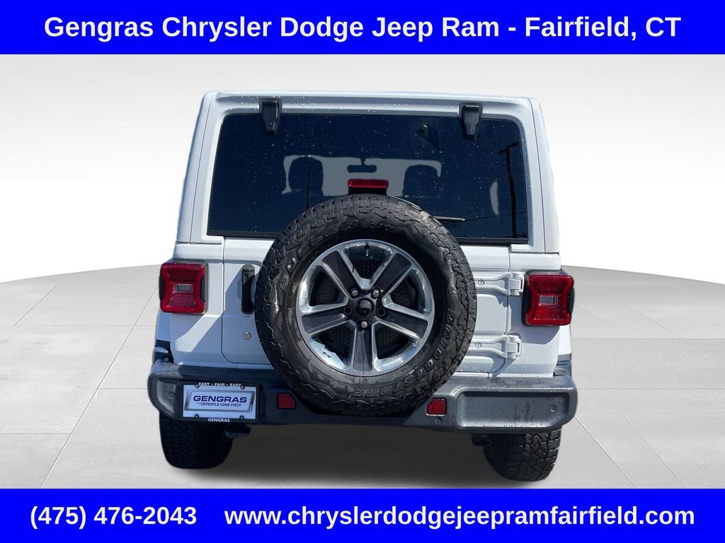 Used 2019 Jeep Wrangler Unlimited Sahara AWD/4WD image 6