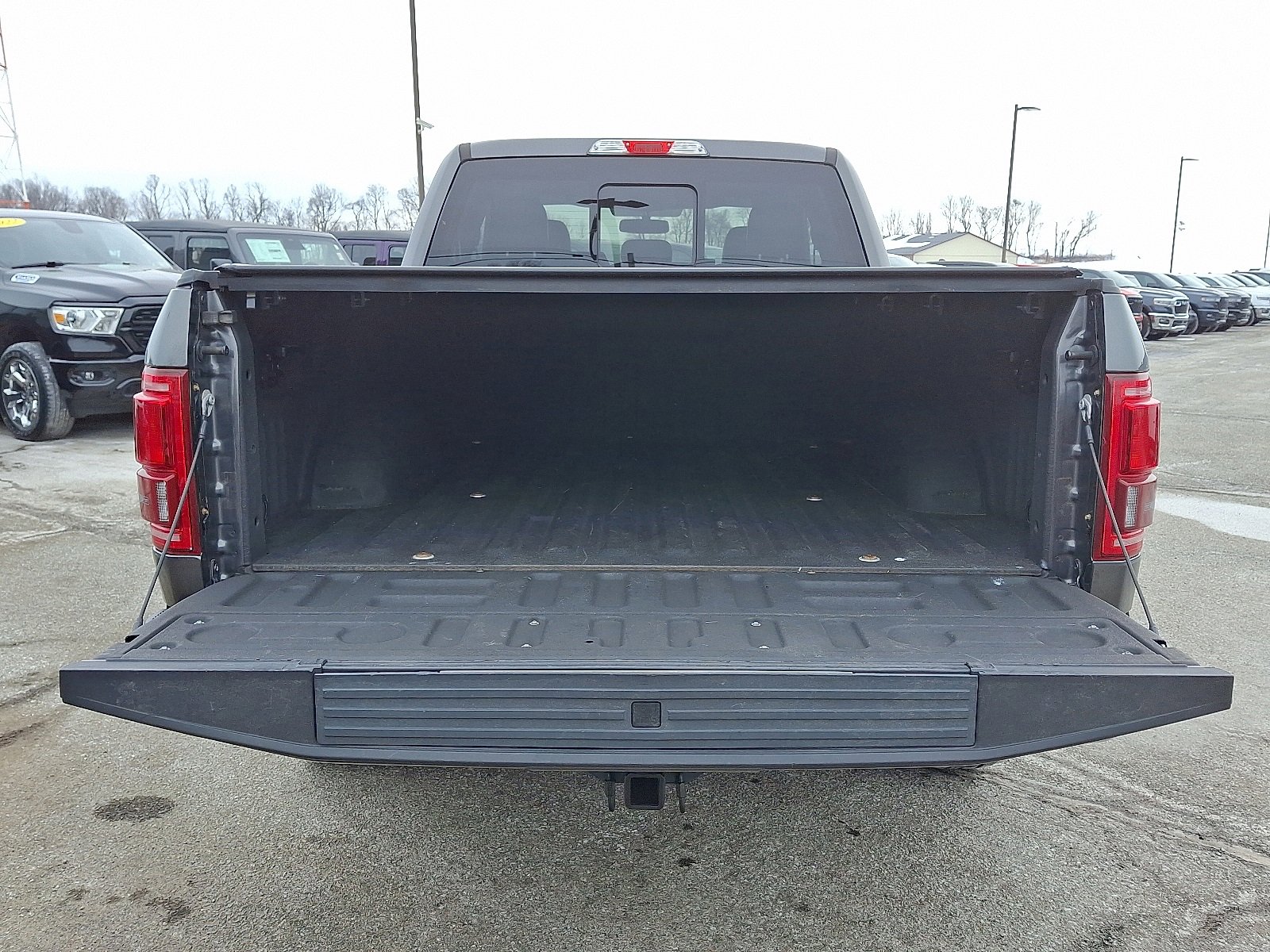 Used 2016 Ford F150 Lariat w/ Equipment Group 501A Mid image 29