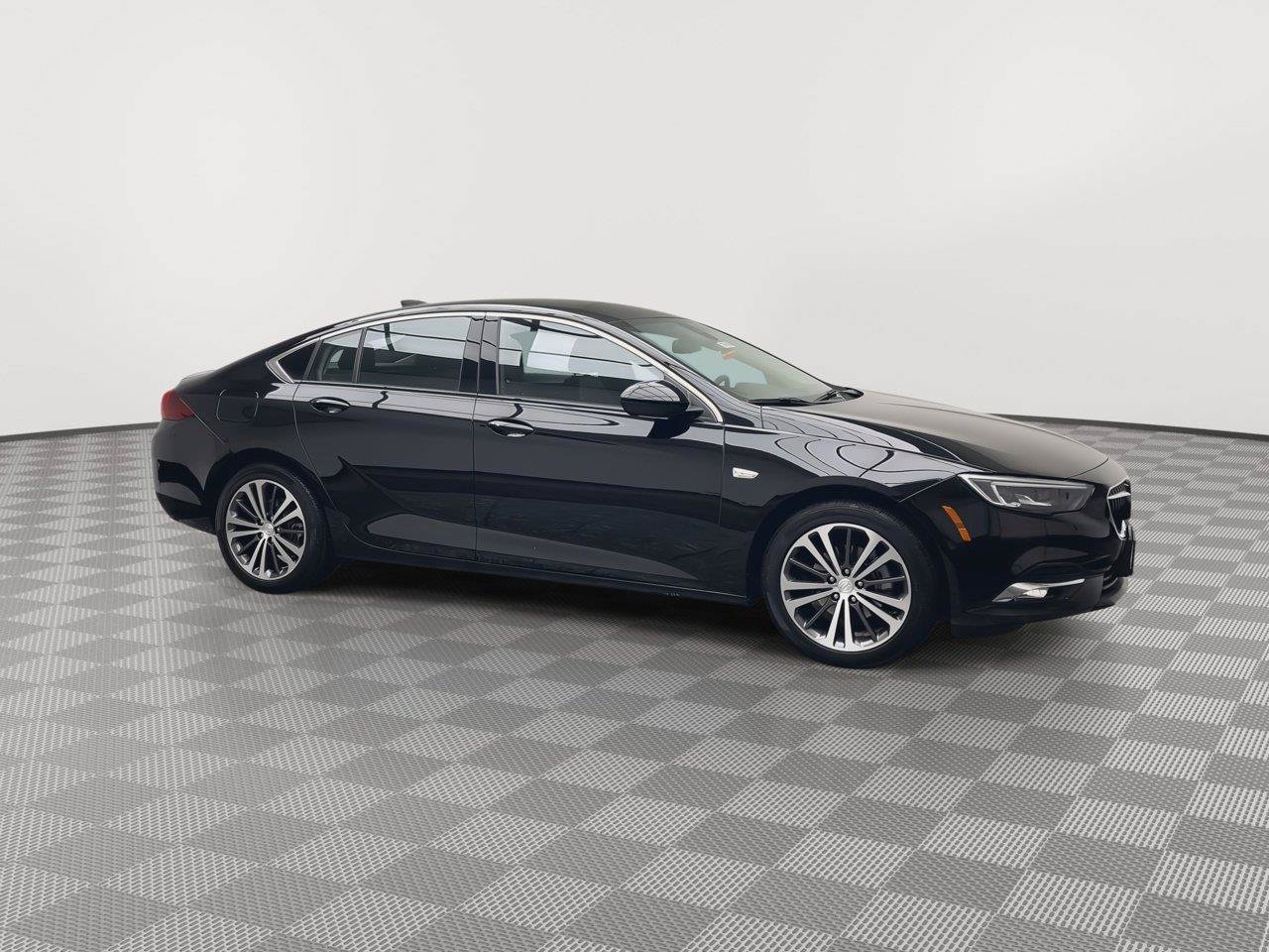 Certified 2020 Buick Regal Essence FWD image 42