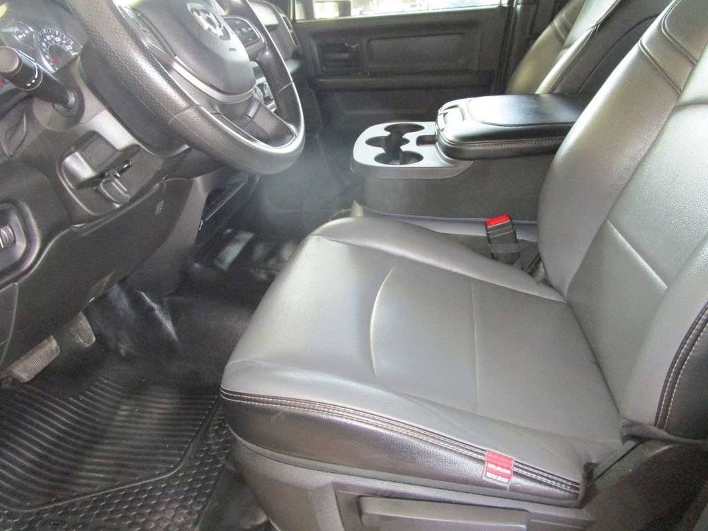 Used 2024 RAM 3500 Tradesman image 28