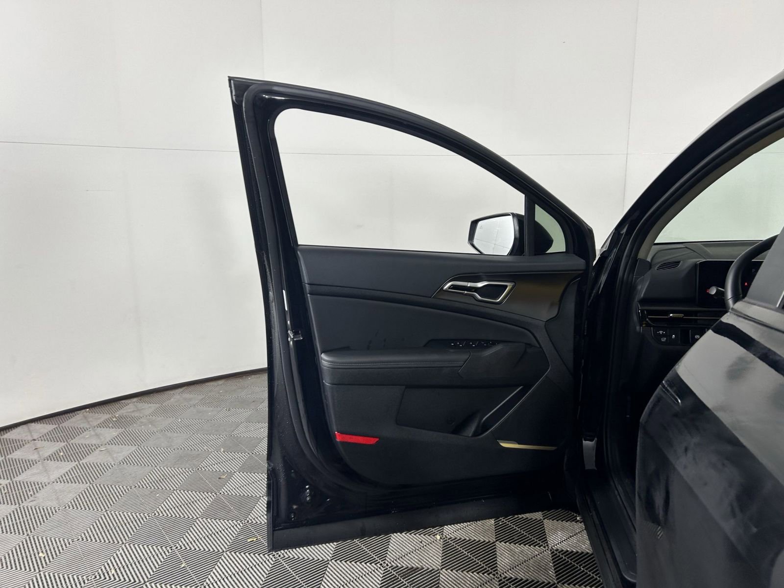 New 2026 Kia Sportage EX w/ EX Panorama Roof Package image 26