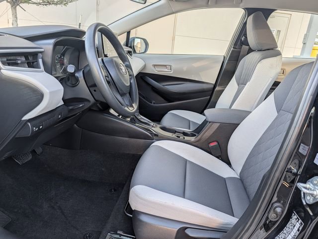 Used 2024 Toyota Corolla LE w/ LE Convenience Package image 27