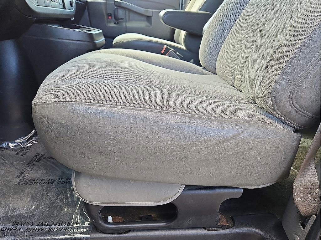 Used 2019 Chevrolet Express 3500 LT w/ LT Preferred Equipment Group image 22