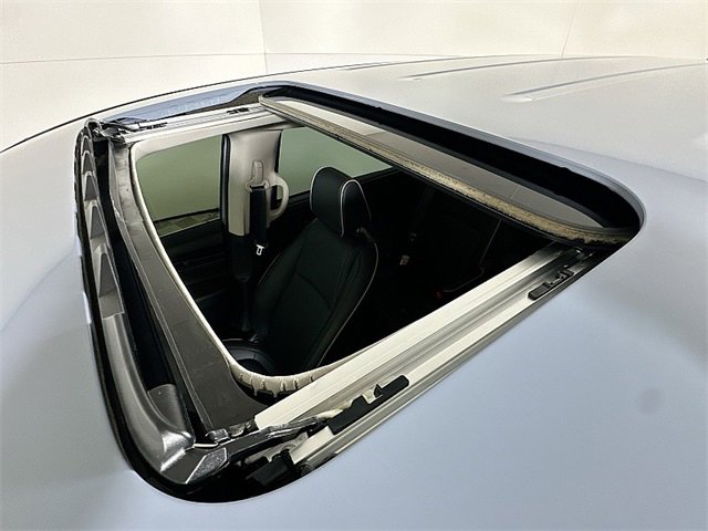 Used 2025 Honda Odyssey Touring image 14