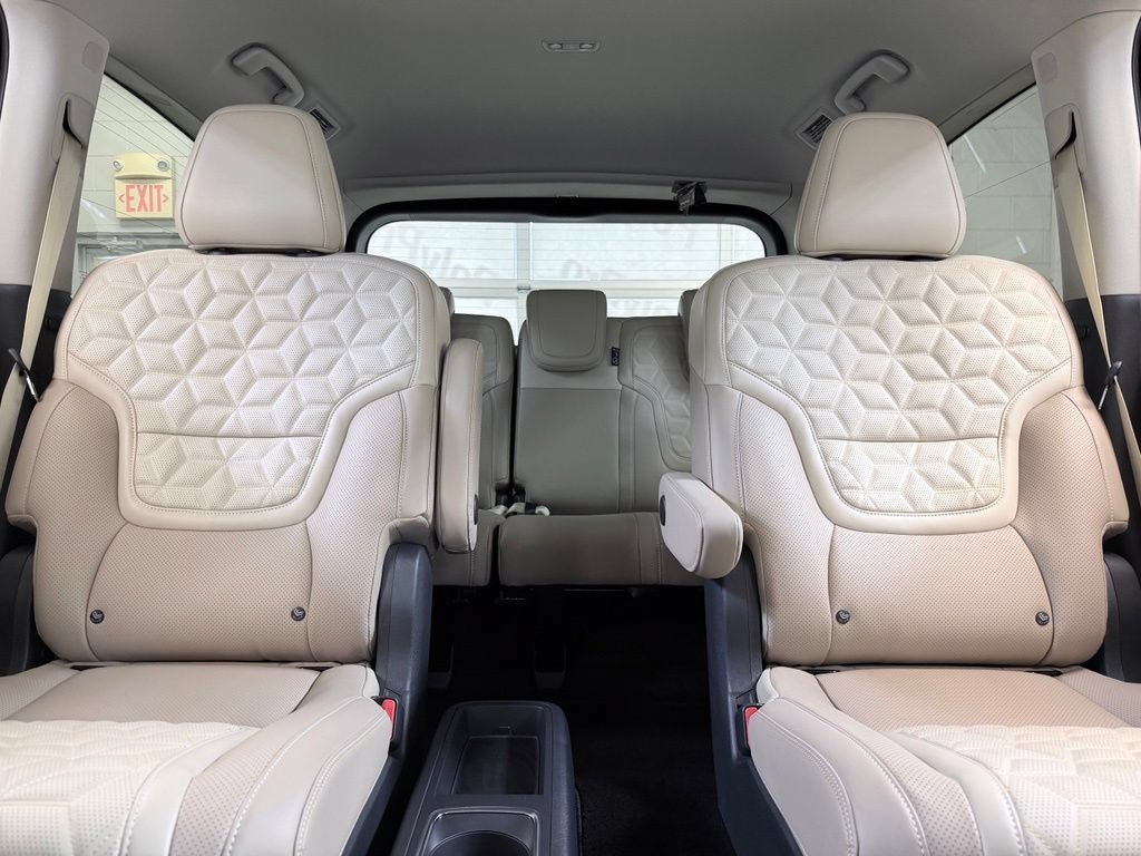 New 2026 Nissan Armada Platinum Reserve w/ Accent Package AWD/4WD image 17