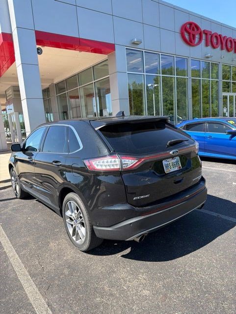 Used 2015 Ford Edge Titanium w/ Equipment Group 302A FWD image 3