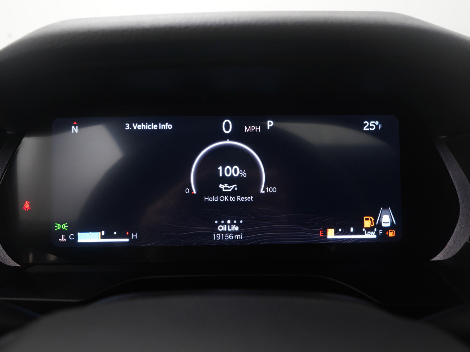 Used 2024 Jeep Grand Cherokee Altitude image 28