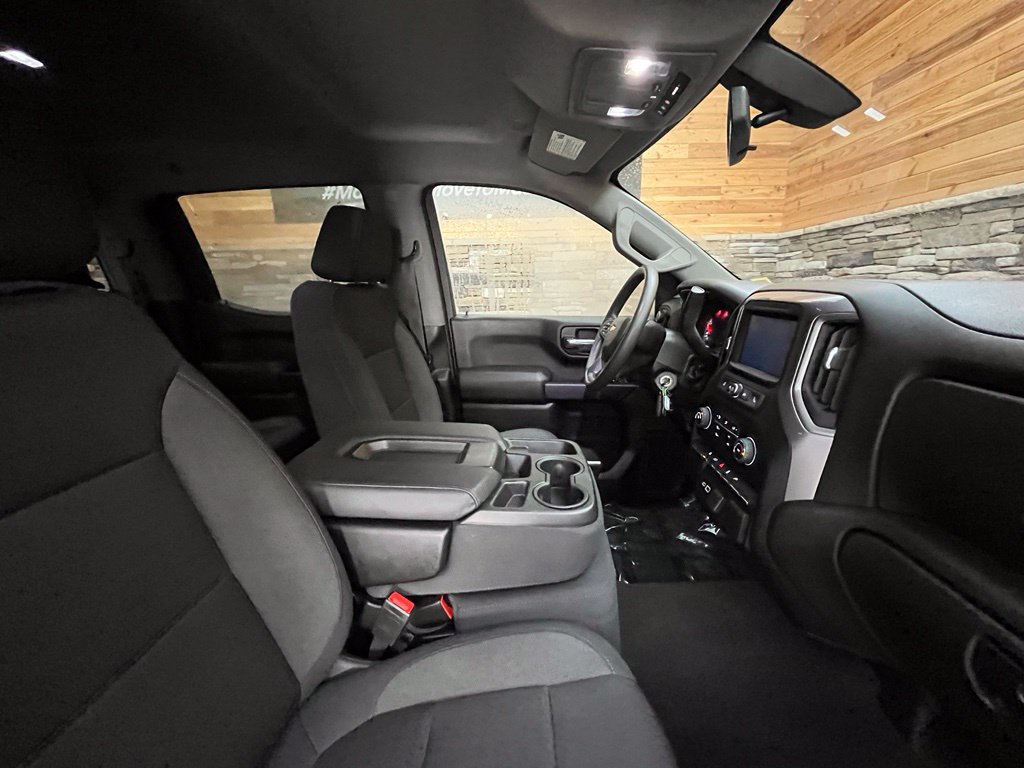 Used 2022 Chevrolet Silverado 1500 Custom AWD/4WD image 23