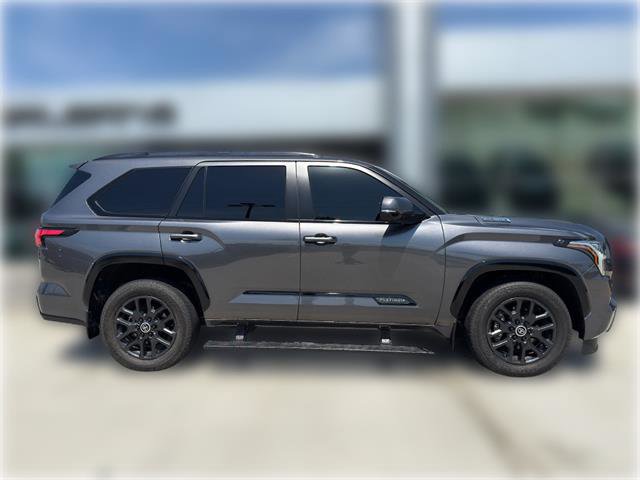 Used 2024 Toyota Sequoia Platinum image 10