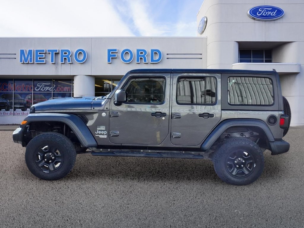 Used 2018 Jeep Wrangler Unlimited Sport AWD/4WD image 6