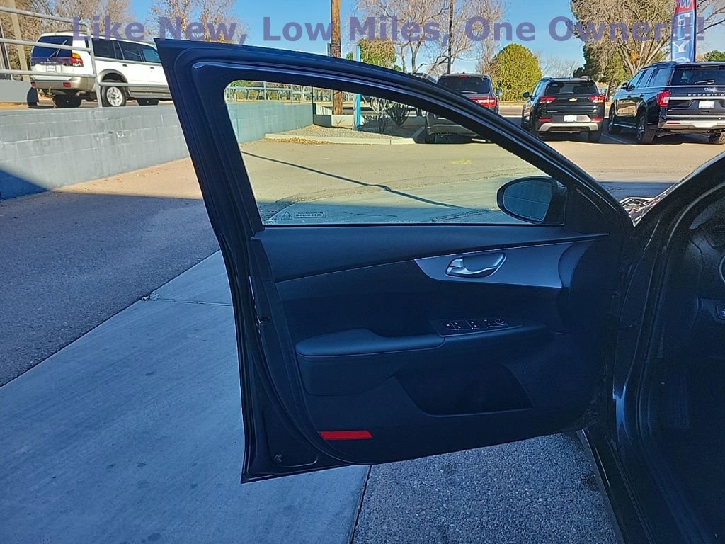 Used 2024 Kia Forte LX image 11