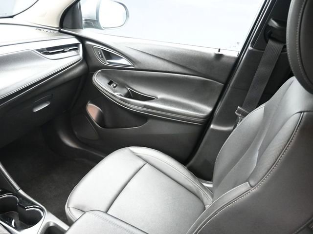 Used 2024 Buick Encore GX Sport Touring image 11