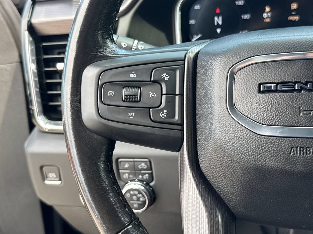 Used 2024 GMC Sierra 3500 Denali Ultimate AWD/4WD image 17